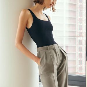 ARITZIA-BABATON sculpt knit tank (black)